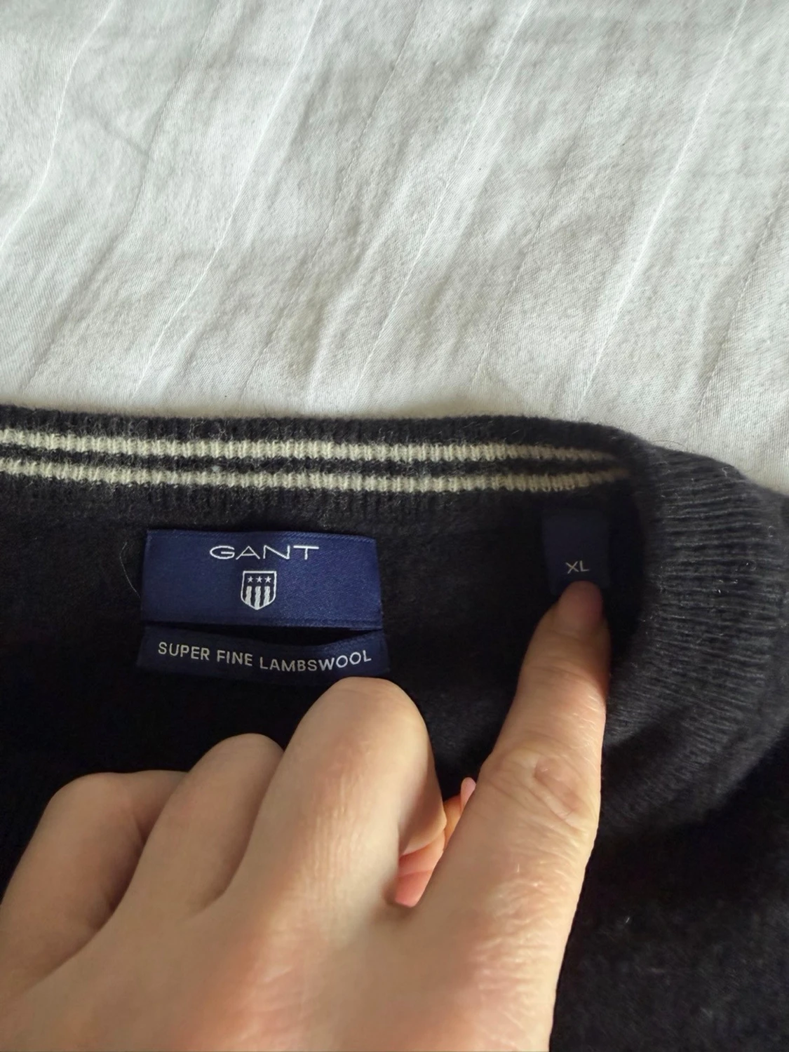 Svart stickad tröja från Gant - 3