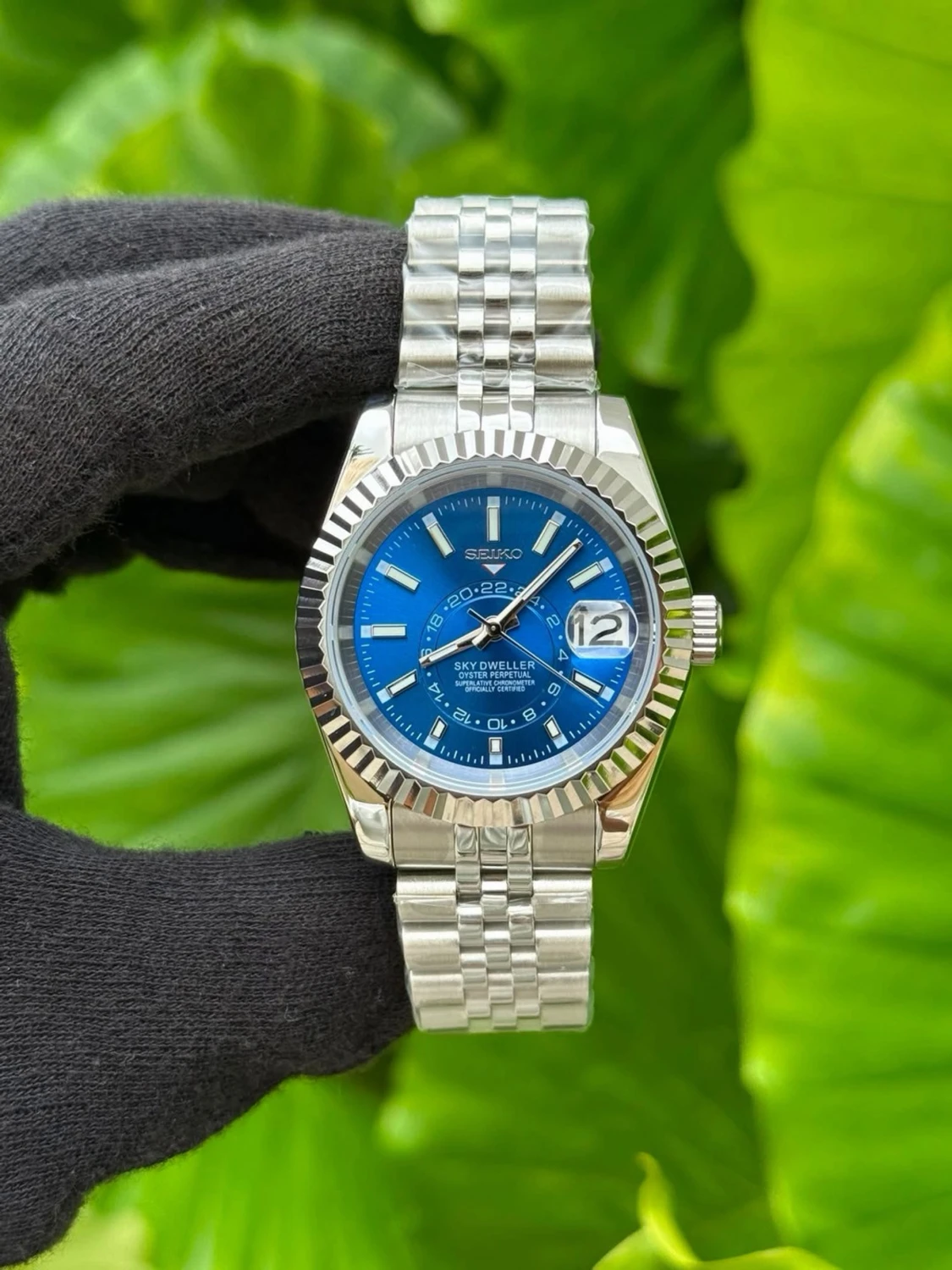 Seiko Sky-Dweller Mod ‘Steel/ Ice Blue Dial’ 40 (Jubilee Bracelet)