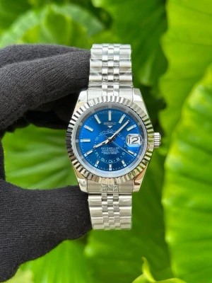 Seiko Sky-Dweller Mod ‘Steel/ Ice Blue Dial’ 40 (Jubilee Bracelet) - Movement: NH35 Seiko Case Size: 40mm Water Resistance: 100m Crystal: Sapphire Glass Lume: Super Lume Bracelet: Stainless Steel case & bracelet (904L)  Weight: ~175g