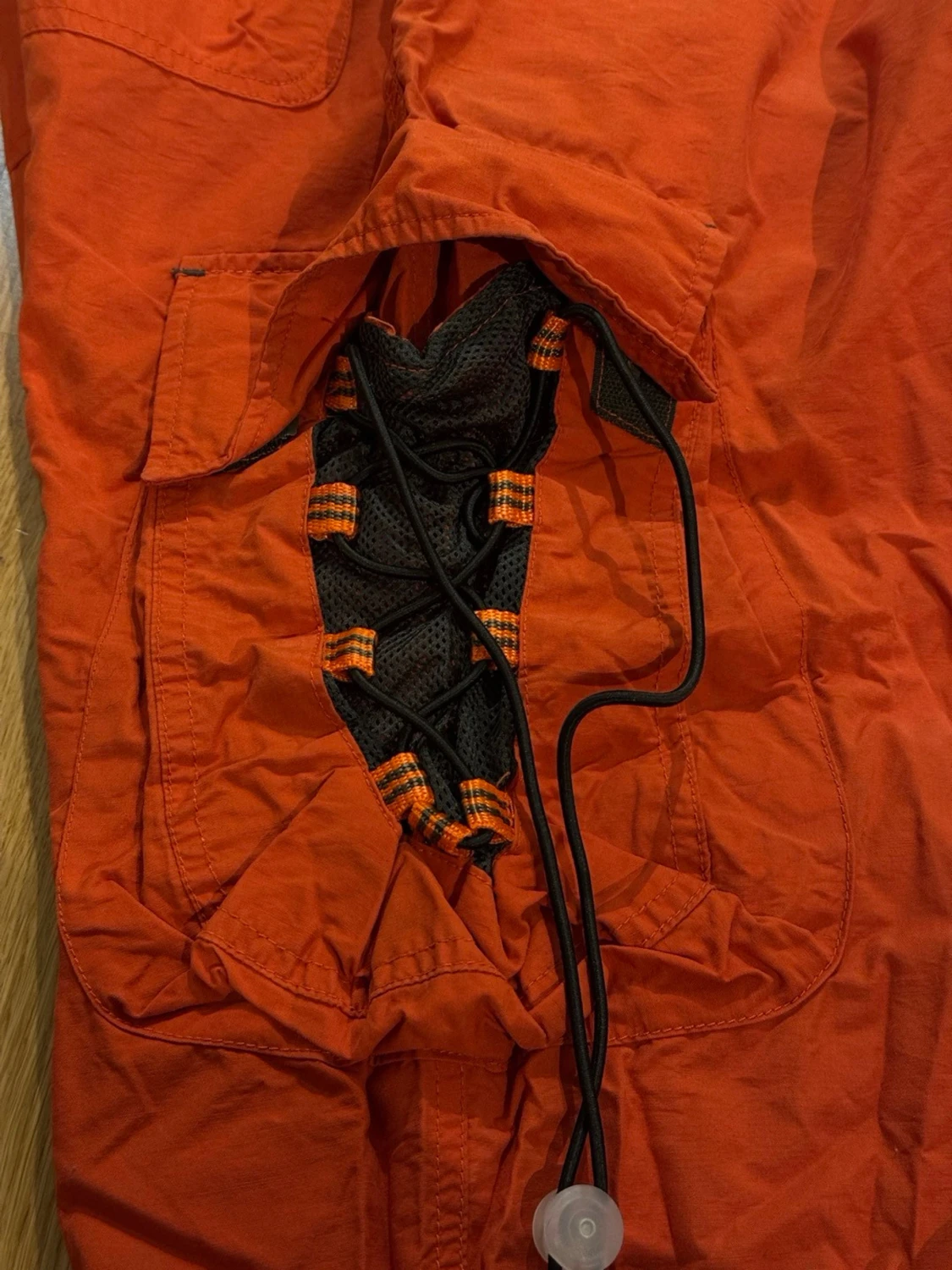 Orange cargobyxor med kedja och snörning - 2