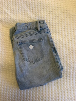 Abrand jeans  - Jätte fina jeans i nyskick😊