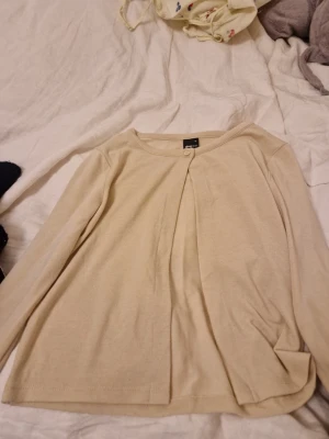 Gina kofta - Kofta från gina tricot  aldrig använd av mig