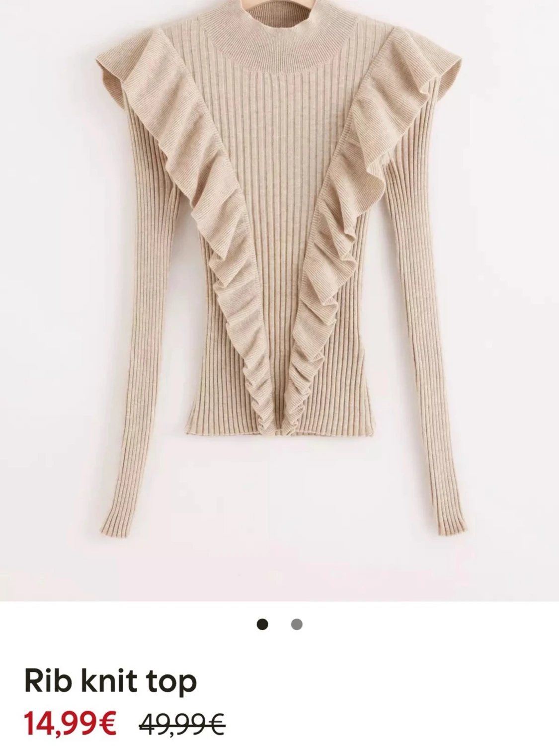 Beige ribbad stickad topp med volanger