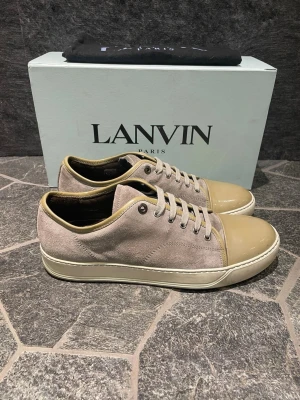 Lanvin skor  - Hej, säljer nu dessa svin snygga lanvin skor! Begränsat antal boxar och dustbag. Hör av dig vid frågor. 
