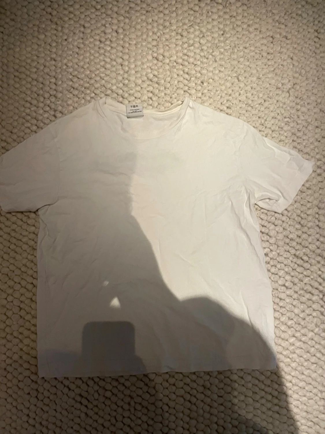 Vit t-shirt från One of One
