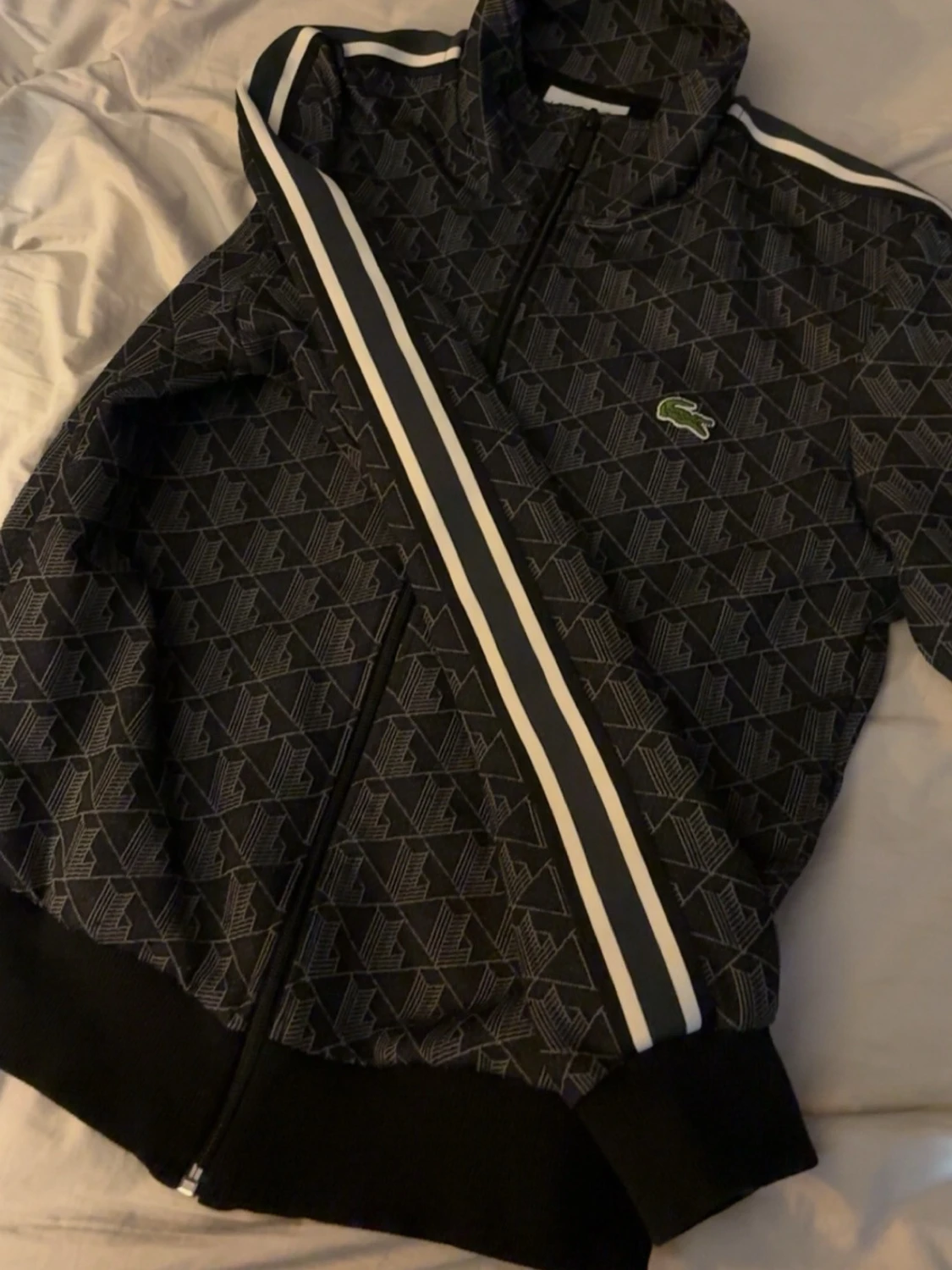 Lacoste zip  - 1