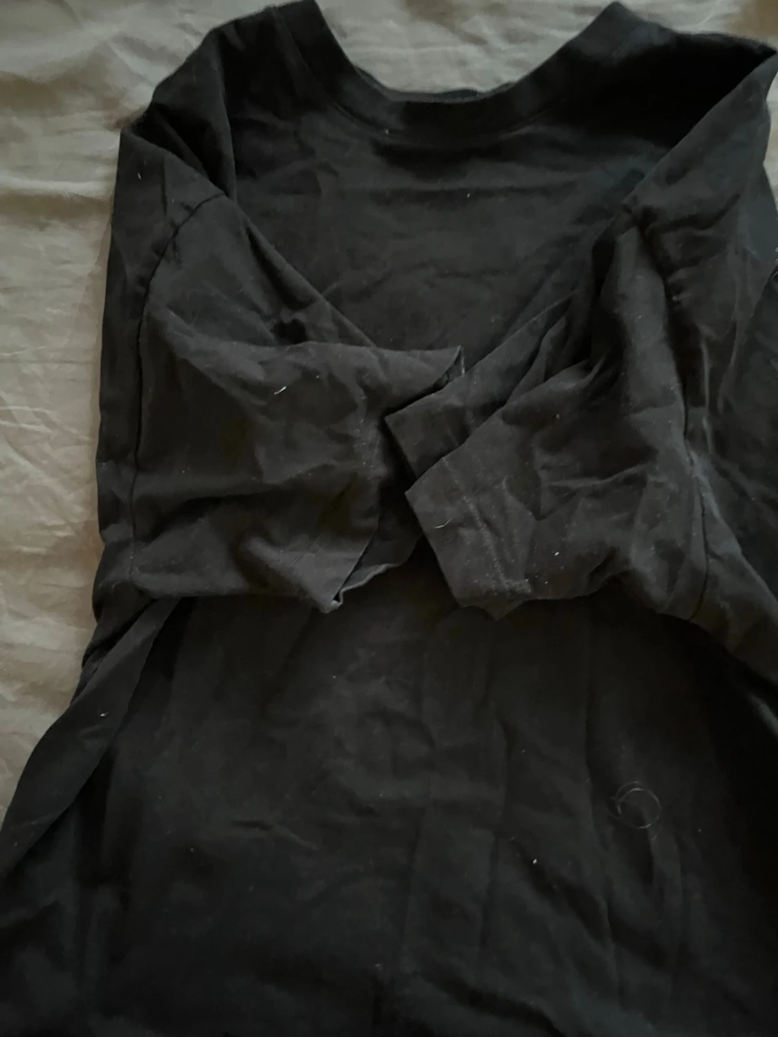 Svart basic t-shirt i bomull - 1