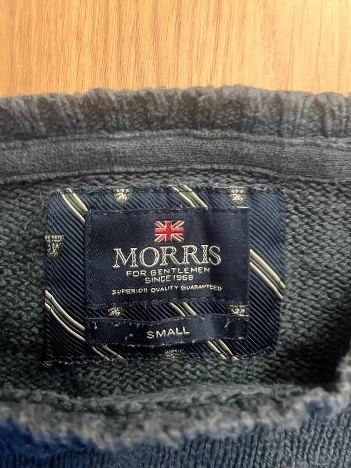 Mörkgrå stickad tröja från Morris - 2