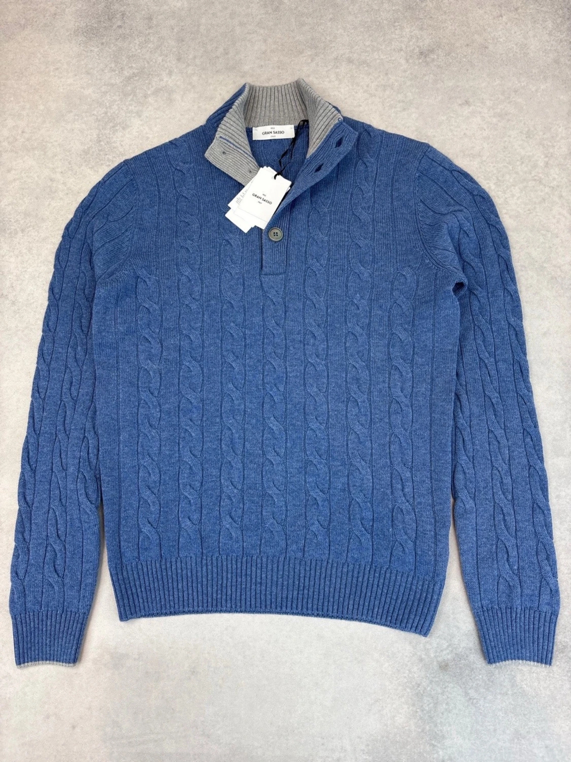Blå kabelstickad tröja Gran Sasso