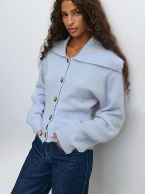 Gina Tricot blå stickad kofta med krage - Ljusblå stickad kofta från Gina i storlek XS. Med prislapp.