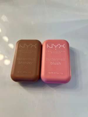 NYX buttermelt bronzer/ blush  - Säljer dessa två super fina produkter tillsammans då färgen inte passar mig. Blushen ger en jättefin glowig färg och bronzer är lätt att bygga upp. Har i stort sätt inte använt mycket alls. Kan köpas tillsammans eller separt 🌸