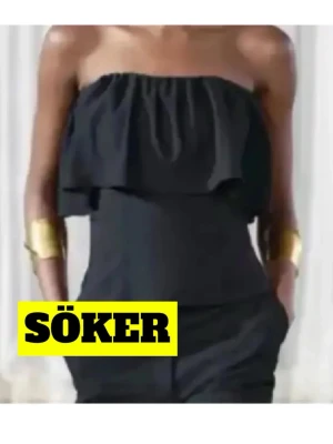 Voulang blus/topp zara - Söker denna bandeou topp från zara i antingen vit eller svart! Storlek S / XS / M! Skriv gärna  om ni har så kan vi diskutera pris❤️🤗 Söker även en vit