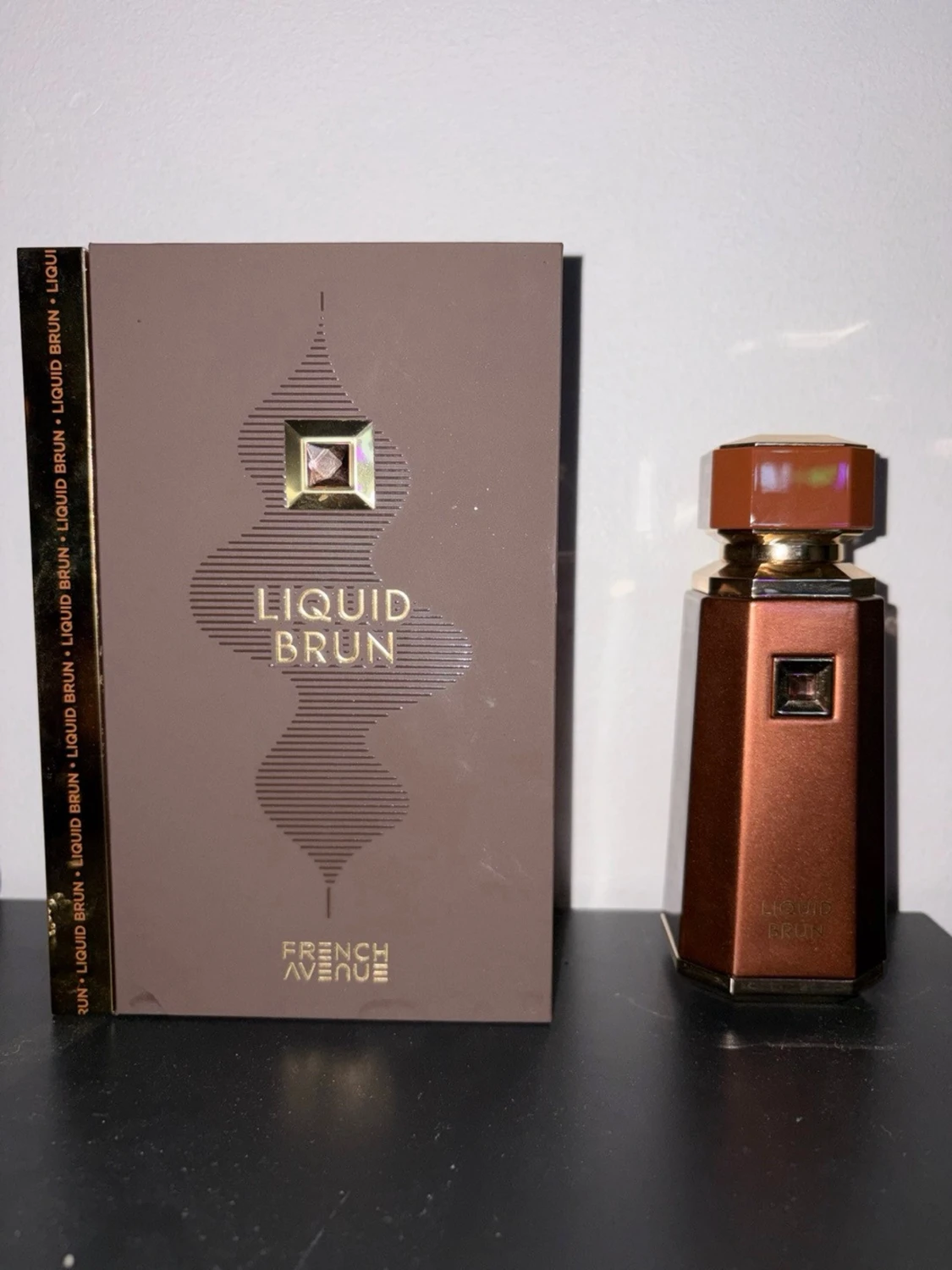 Liquid Brun parfym från French Avenue