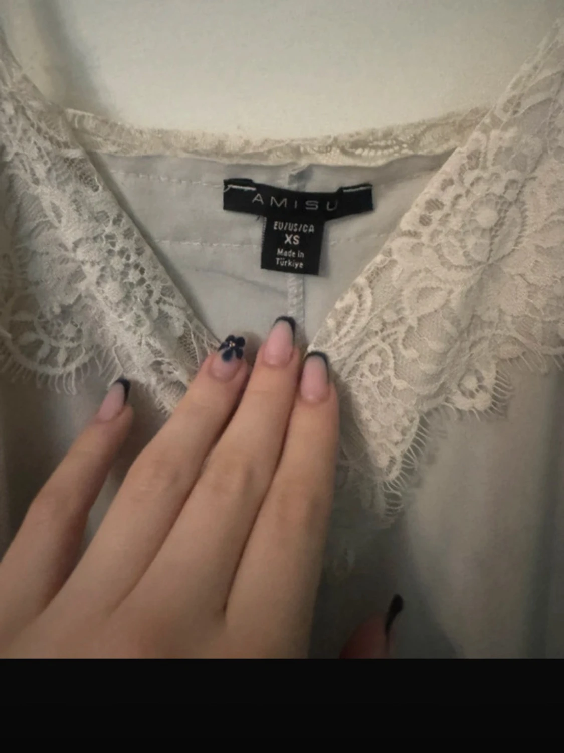 Grå spetslinnetopp från Amisu - 1