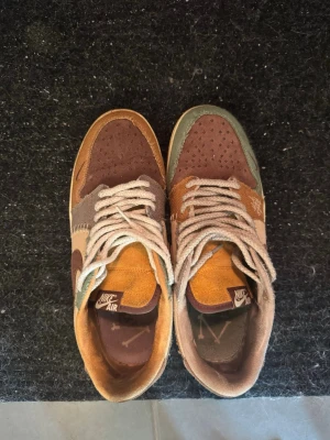 Jordan 1  - Jordan 1 low Zion Williamsson används men fortf väldigt fräscha 