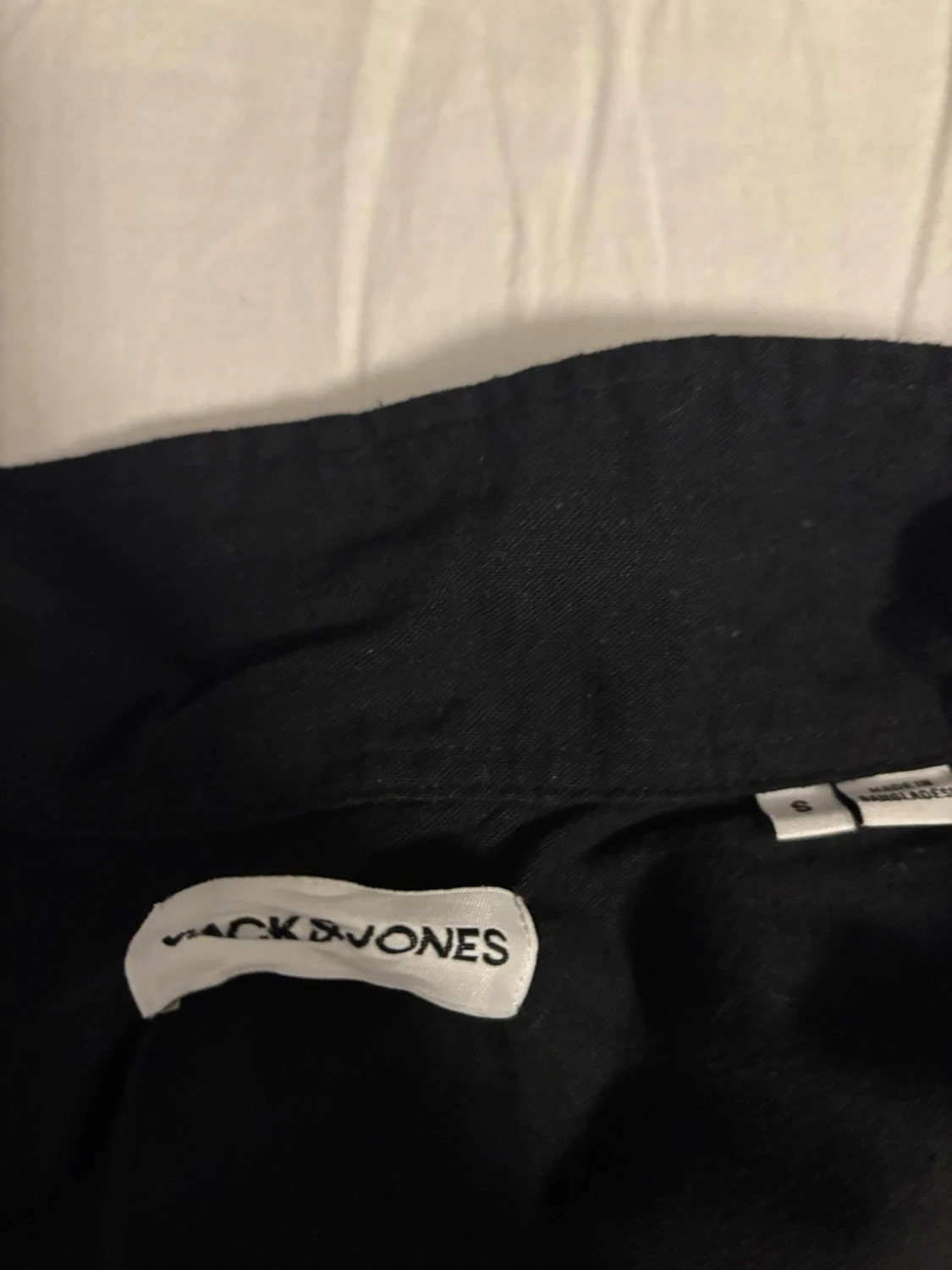 Svart skjorta från Jack & Jones - 1