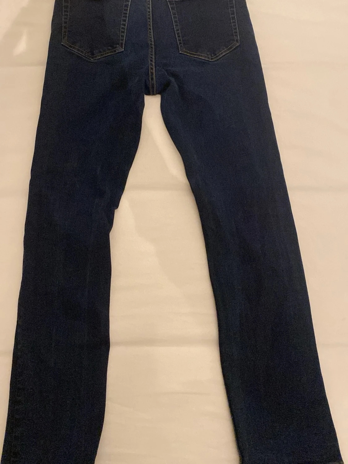 Mörkblå raka jeans - 1