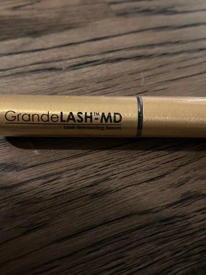 GrandeLASH ögonfransserum  - GrandeLASH ögonfransserum i 1ml helt oöppnad 