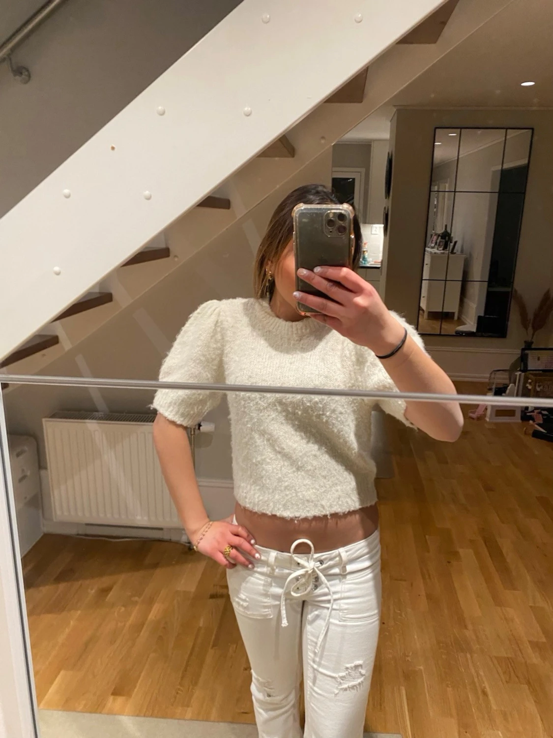 Vit fluffig croppad topp - 1