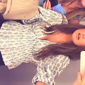 Blus - Sååå najs topp nu till sommaren, prislapp kvar o helt slutsåld🥰🥰 lånade bilder 