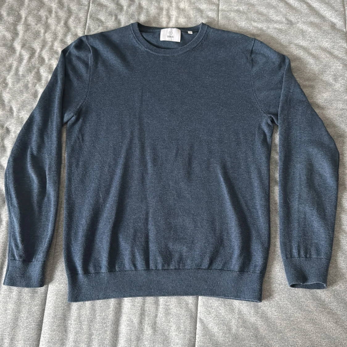 Blå stickad tröja från Bläck