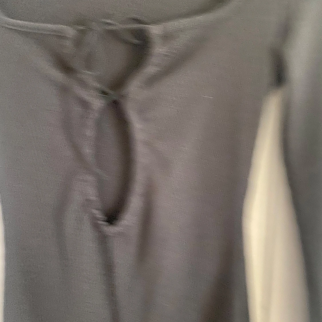 Svart ribbad kortklänning med snörning - 2