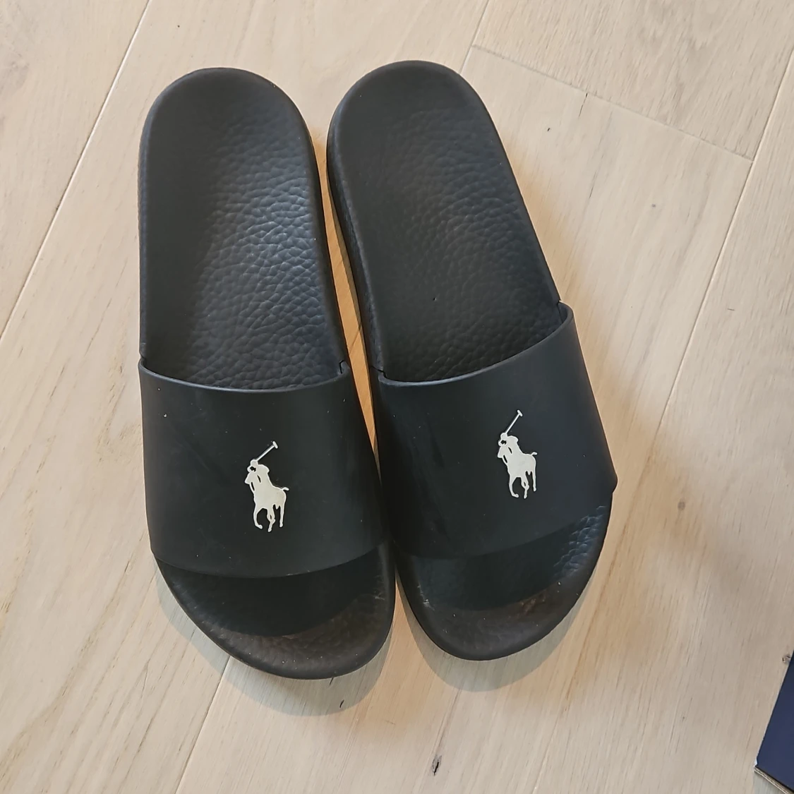 Svarta sandaler från Polo Ralph Lauren - 1