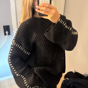 Tröja - Super fin stickad tröja från Gina, väldigt populär😀
