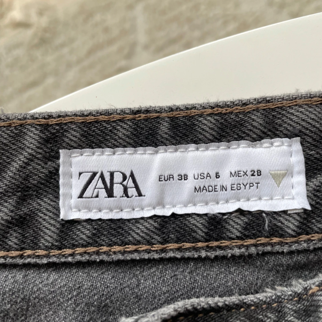 Grå raka jeans  - 3