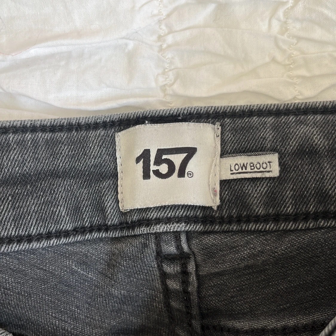 Svarta bootcut jeans från 157 - 4