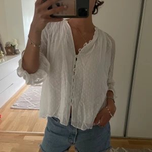 Blus zara - Gullig blus från zara, strl s