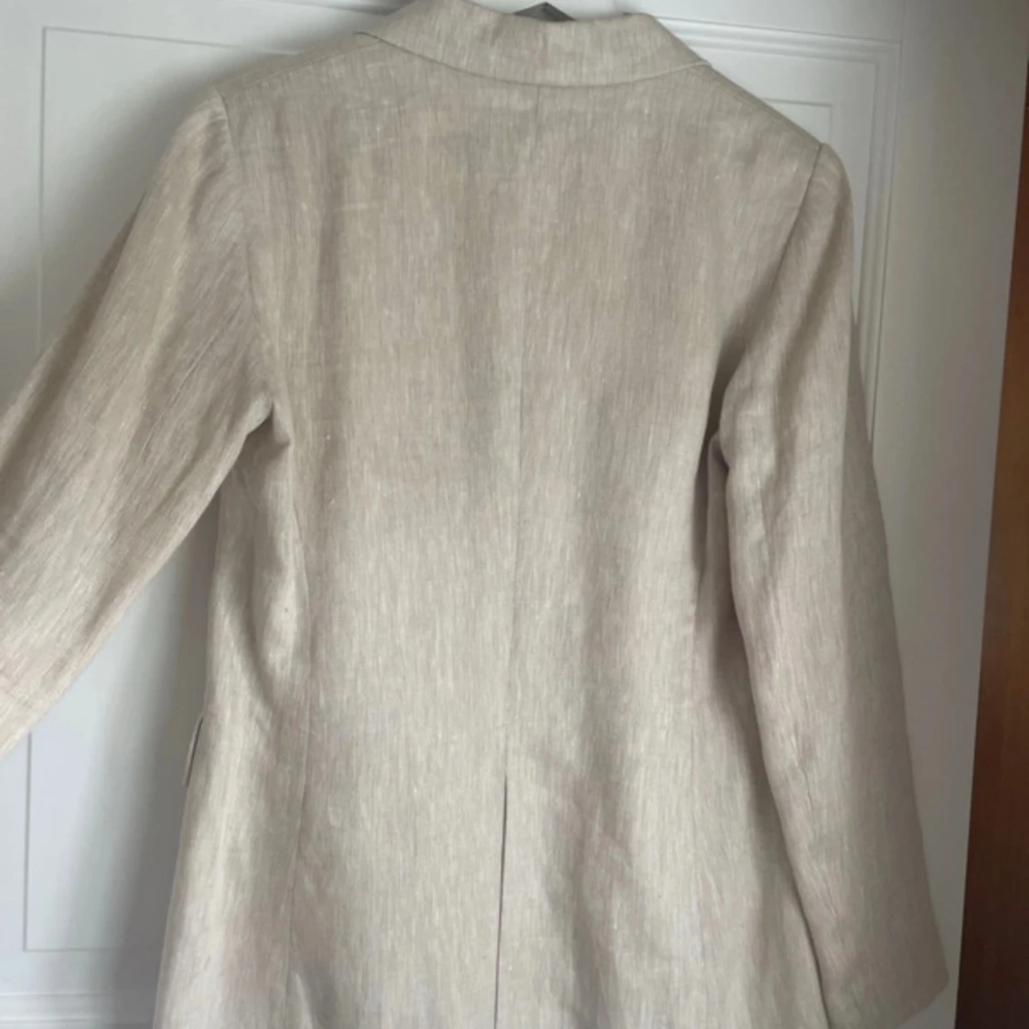 Beige kavaj från Massimo Dutti - 1