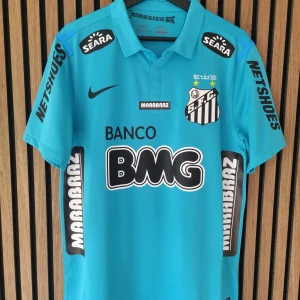 Nike Santos FC 3rd Kit 2012 - Santos FC third jersey   Skick: Ny med prislapp  Storlek: L men upplevs mer som M  Replika 