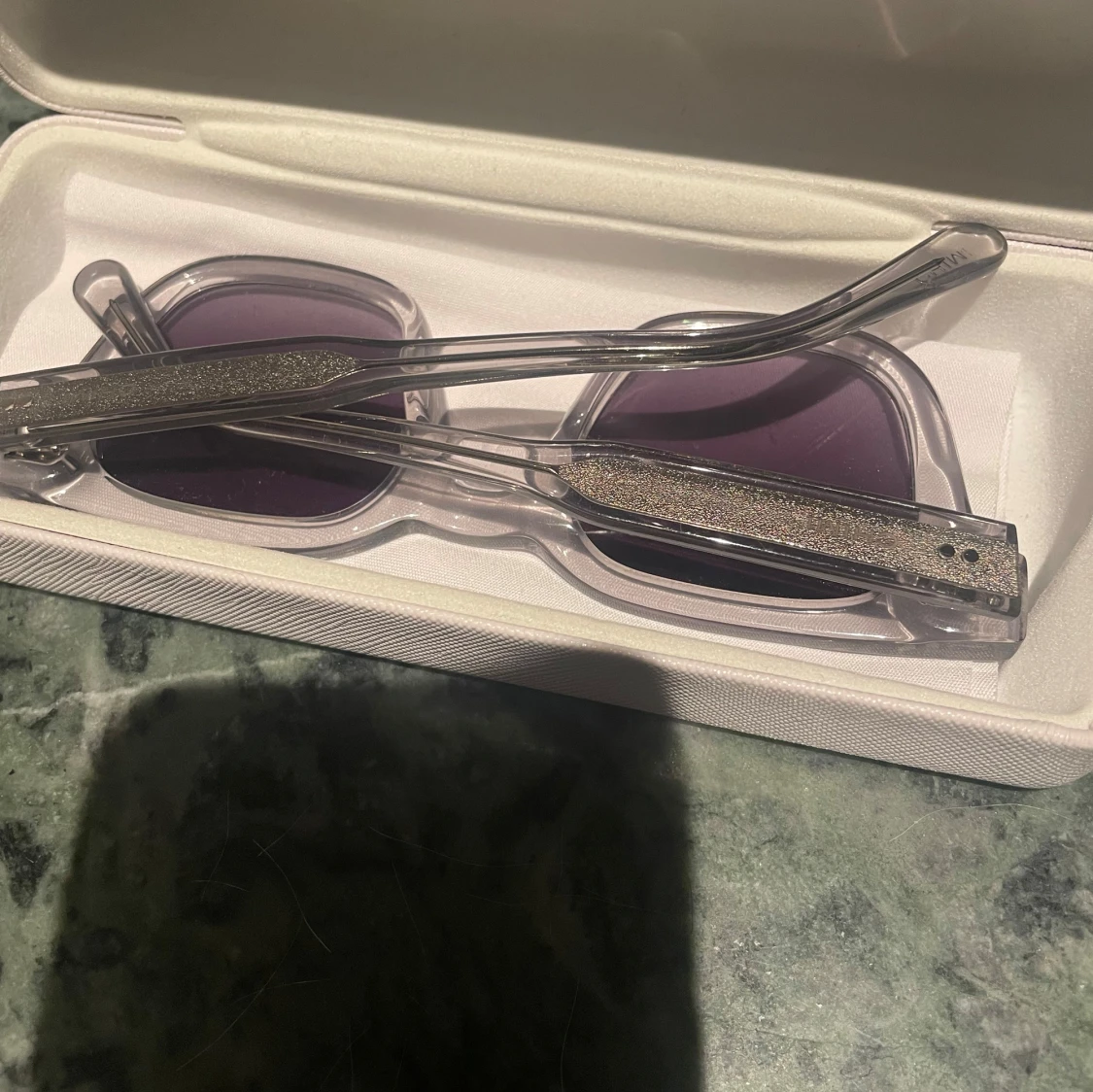 Transparenta solglasögon från Chimi - 1