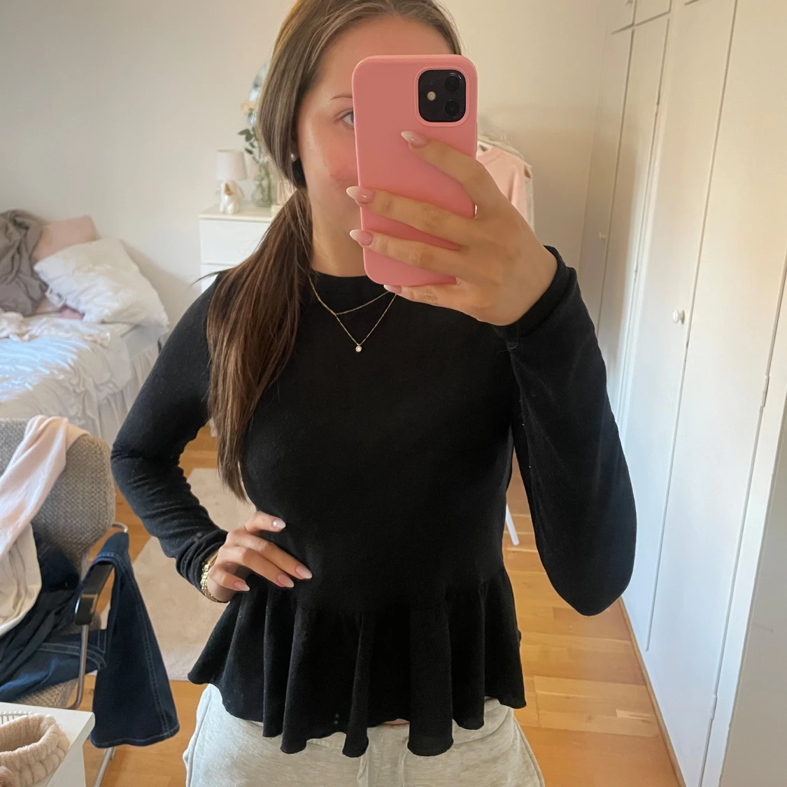 Svart glittrig topp från Gina Tricot