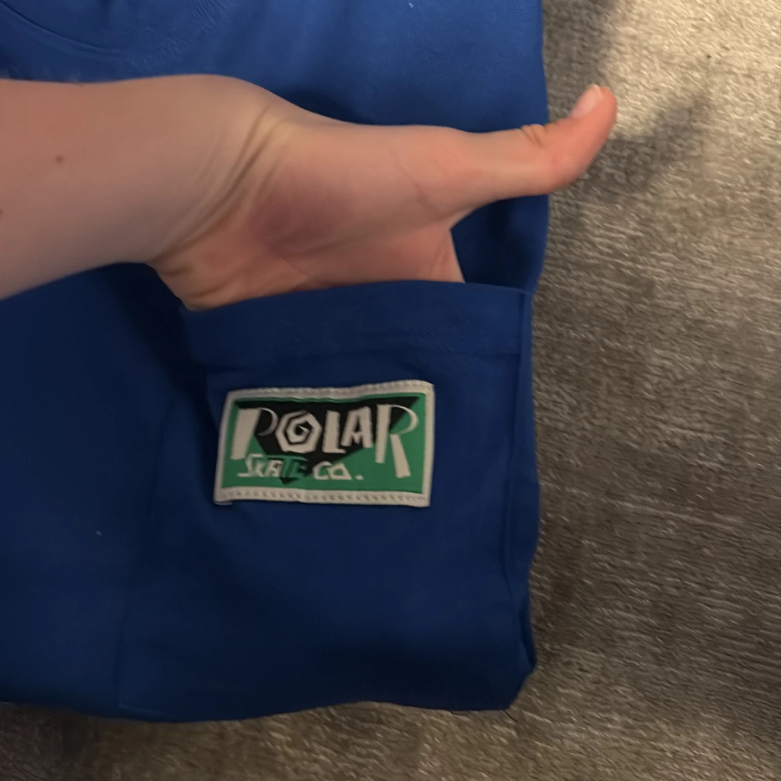 Blå t-shirt från Polar Skate Co. - 3