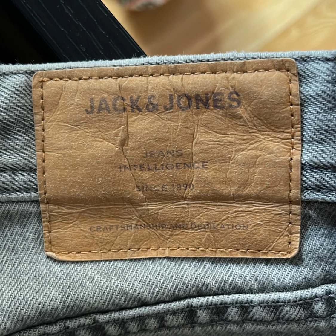Grå jeans från Jack & Jones - 2
