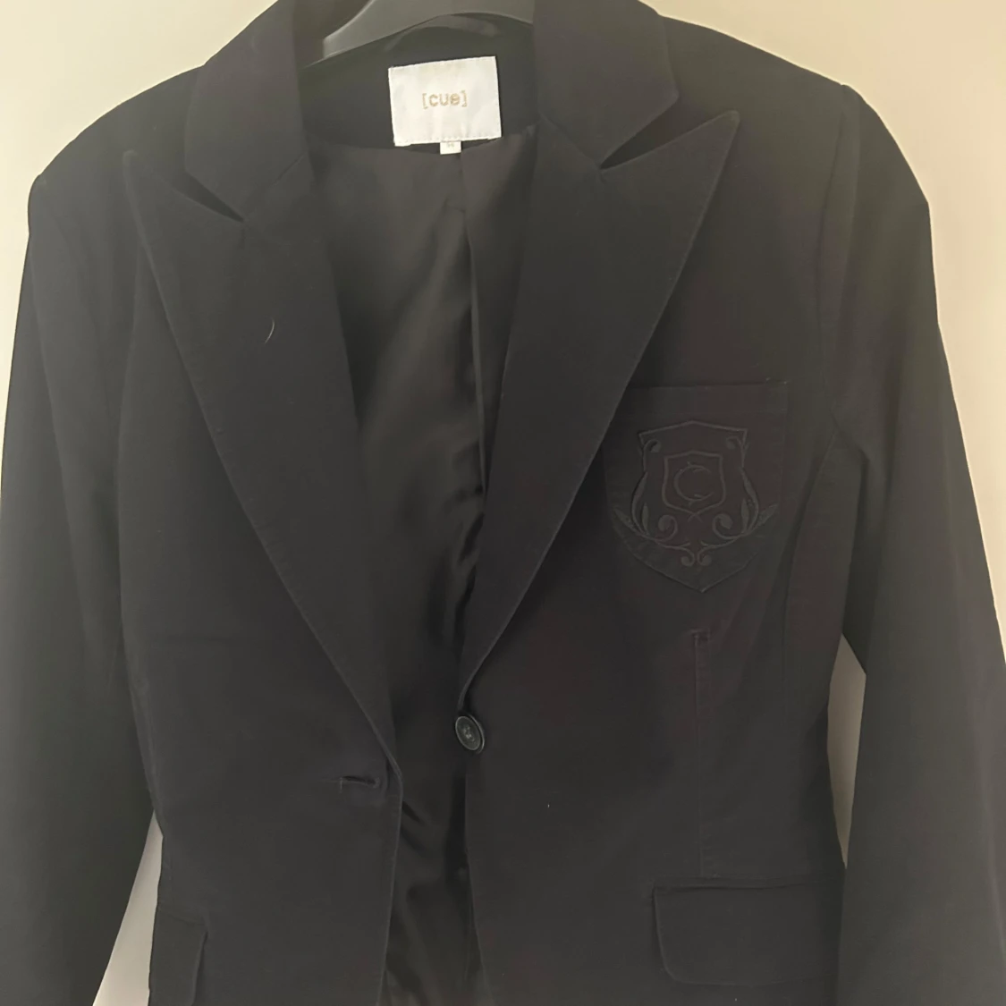 Svart kavaj från Cue - 1