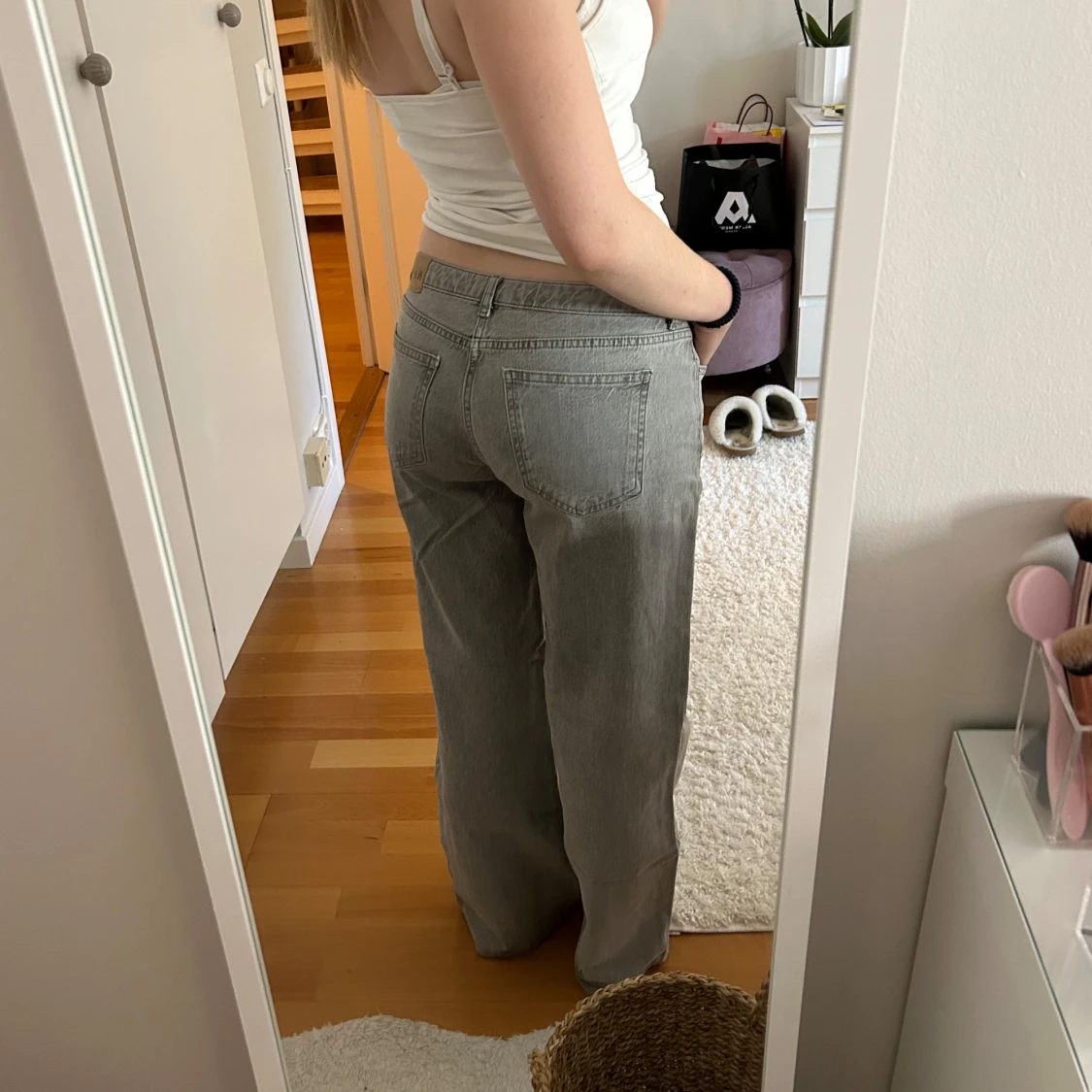 Gråa Jeans med låg midja NA-KD - 3