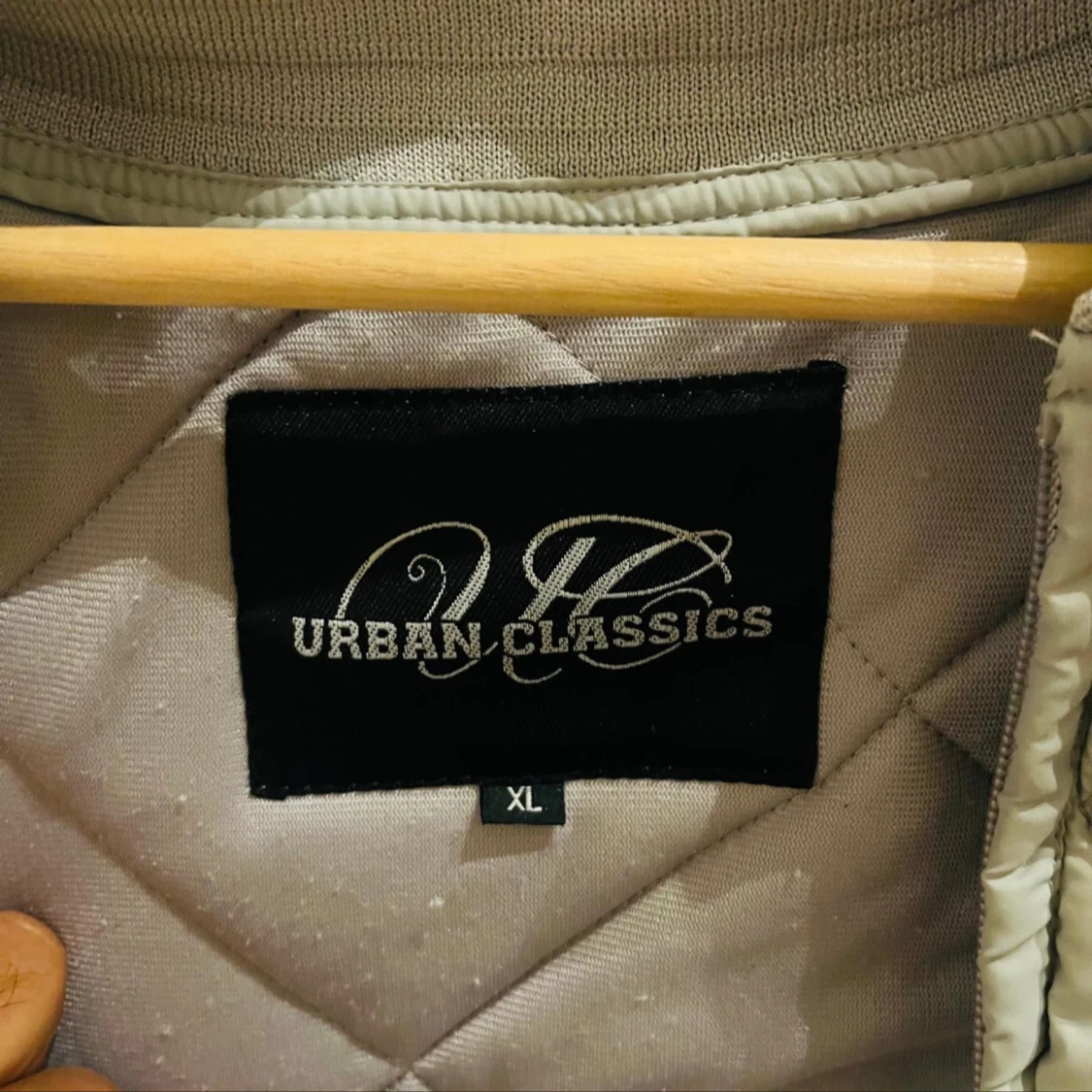 Quiltad bomberjacka Urban Classics XL - 2