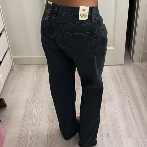 Levi's svarta jeans W32 L32 - Nya & oanvända 