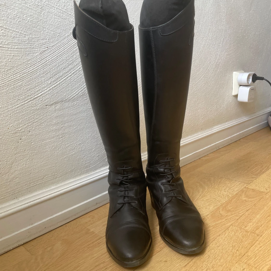 Svarta ridstövlar från Ego7