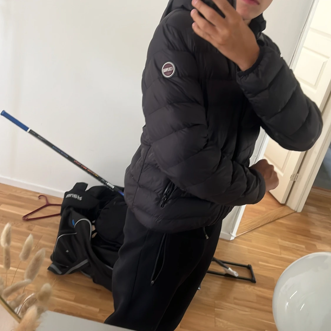 Svart Colmar pufferjacka med huva - 4