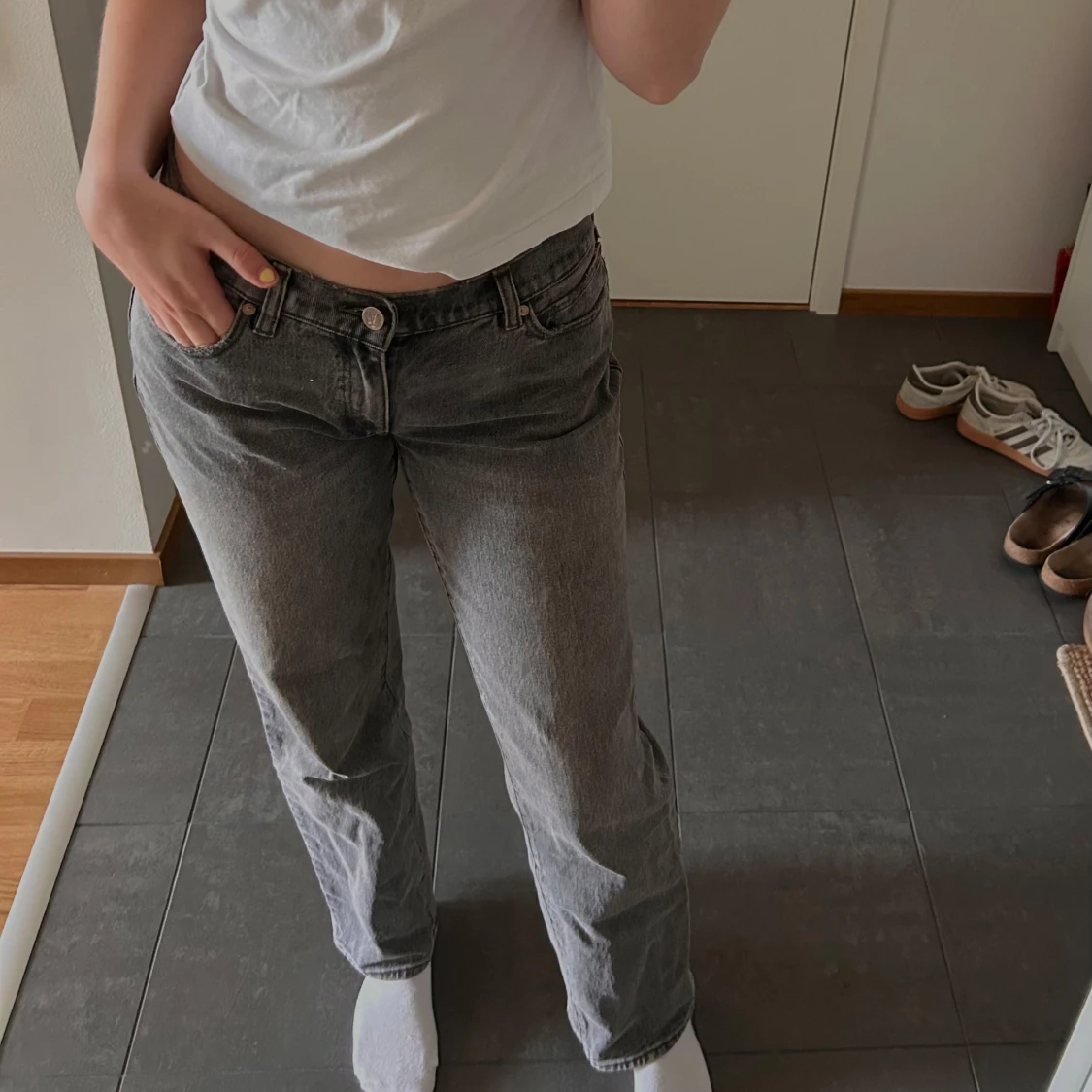Grå Abrand jeans A '99 Low Straight - 4