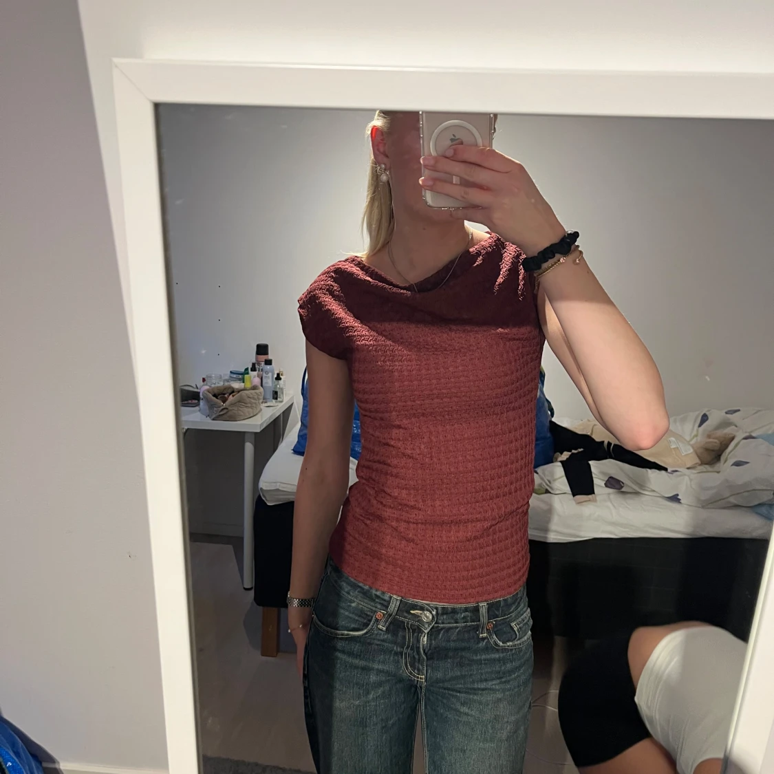 Vinröd tight topp med struktur - 1