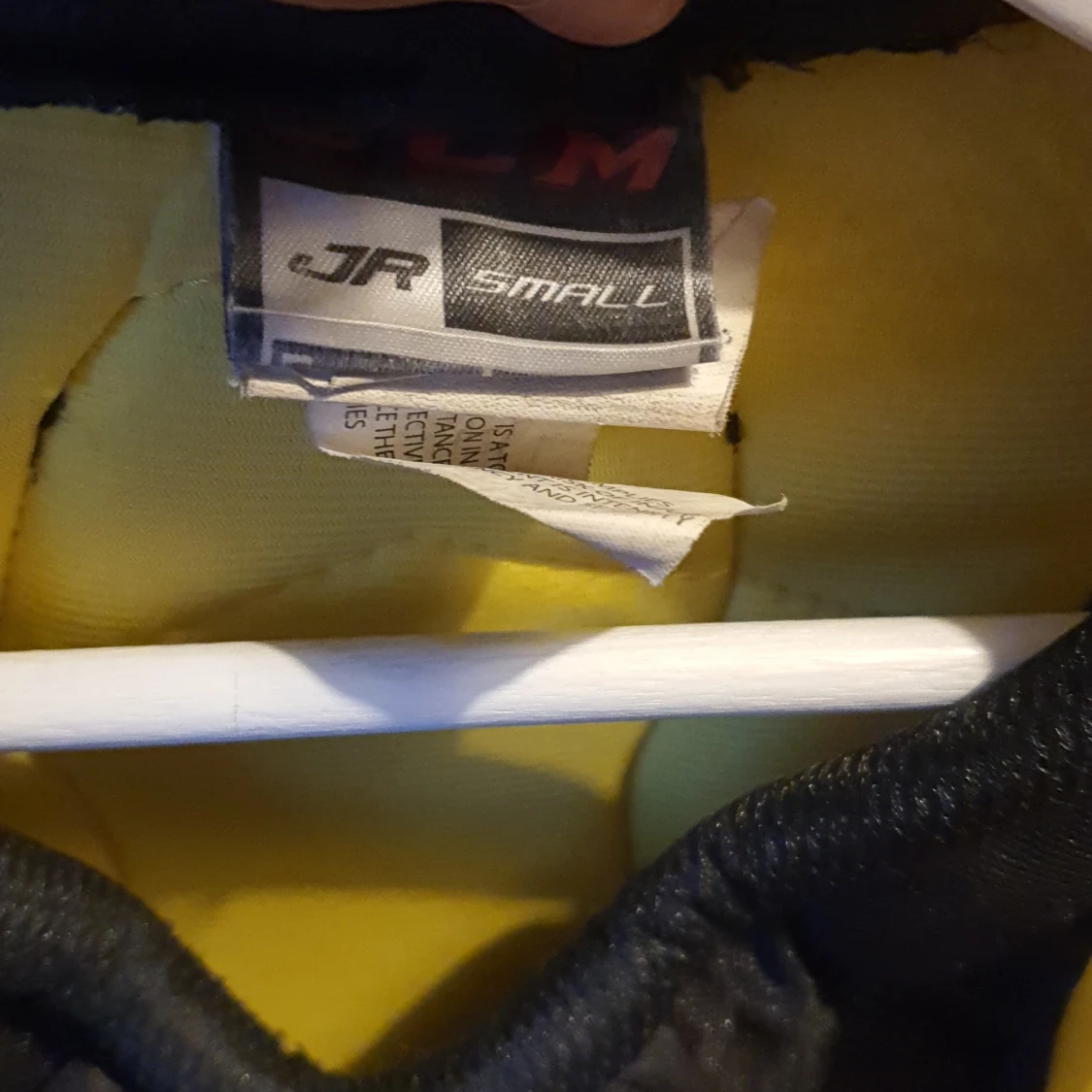 CCM Tacks 3092 axelskydd junior - 1