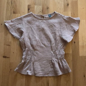 Topp - Söt tshirt från shein