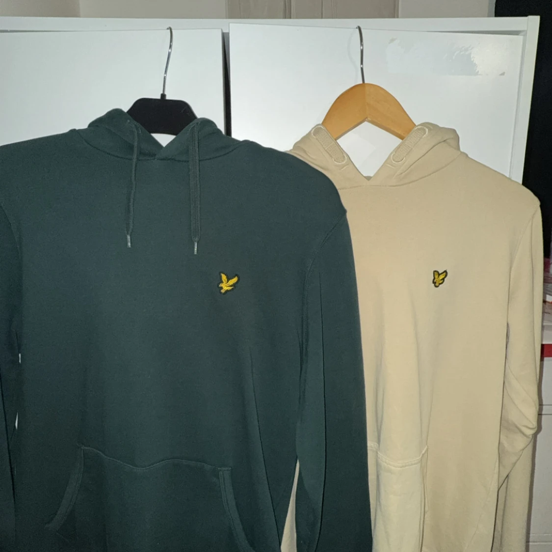 Beige hoodie från Lyle & Scott