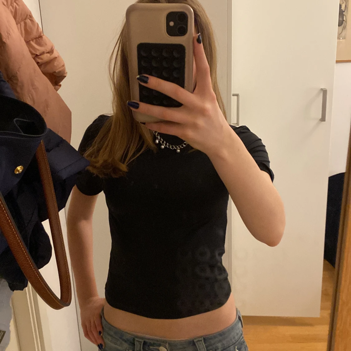 Svart croppad t-shirt från H&M Move