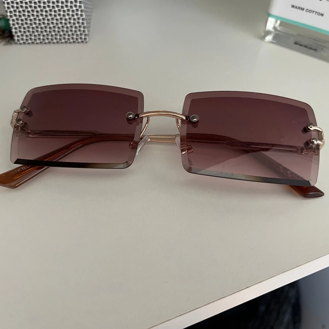 Bruna solglasögon  - 1